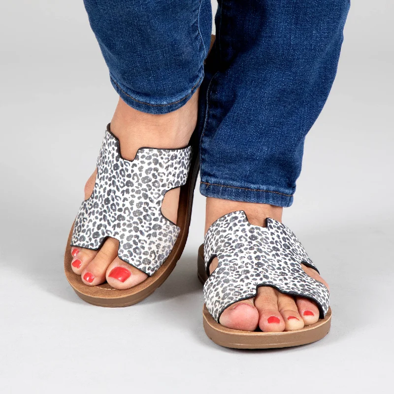 Corkys Bogalusa Slide Sandals