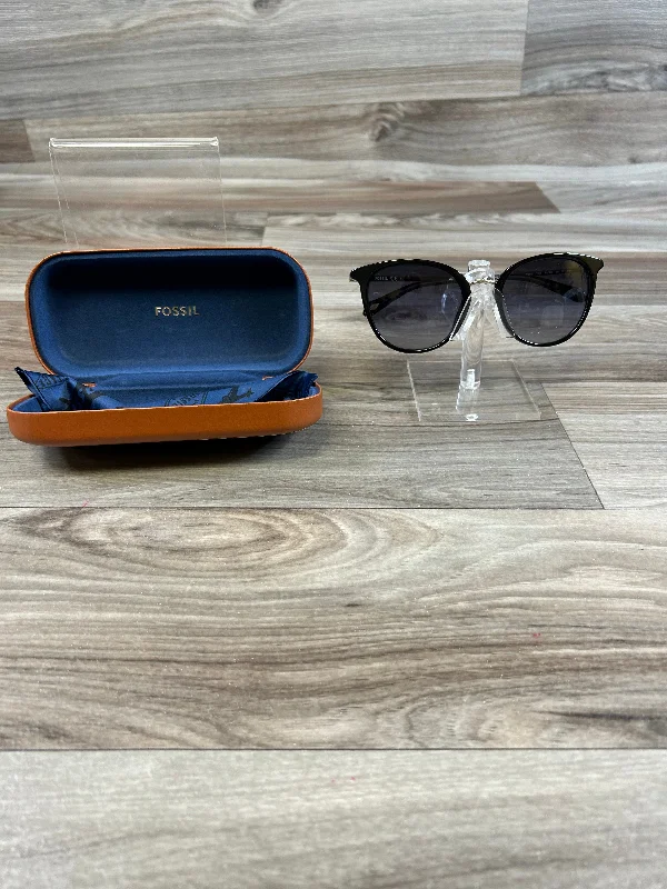 Sunglasses Designer By Fossil